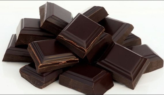 A e dini se çokollata ka edhe vlera për shëndetin tuaj?
