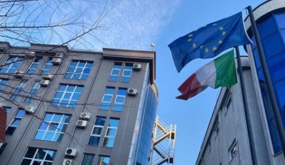 Vendimi për konvertimin e patentë shoferëve, Ambasada e Italisë në Prishtinë përgëzon Qeverinë e Kosovës