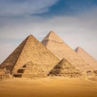 Shkencëtarët pretendojnë se kanë zgjidhur misterin pas piramidave të Egjiptit