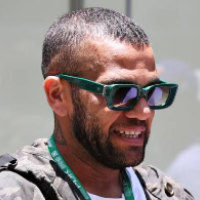 Jeta e re e futbollistit të madh  pas burgut, Dani Alves hap një kompani për të drejtat e sportistëve