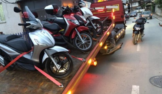 Policia sekuestron 19 motoçikleta në Pejë, gjoba për kundërvajtësit