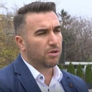 Faleminderit politikë, që po i jepni kuptim jetës tonë