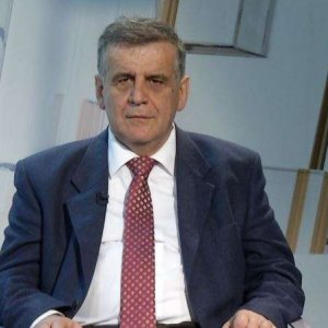 Në pritje të dorëheqjes së vonuar të humbësit të madh të LDK-së, Isa Mustafa