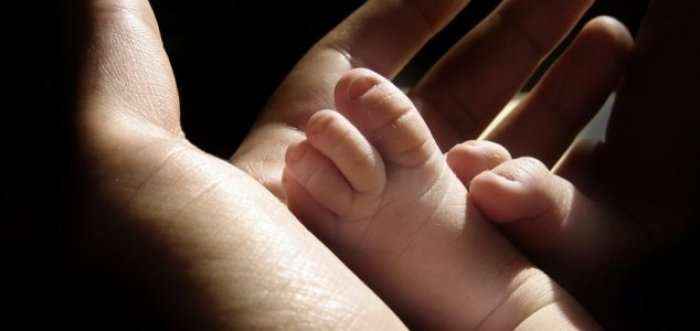 Lind bebja e parë pa sëmundje të trashëguar