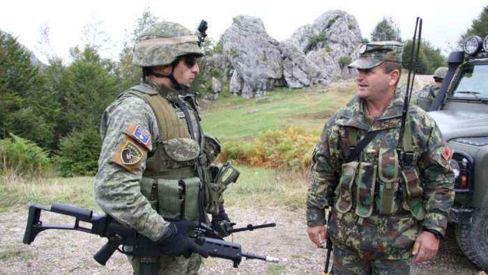 Stërvitje e përbashkët e FA-FSK dhe British Army (Foto)