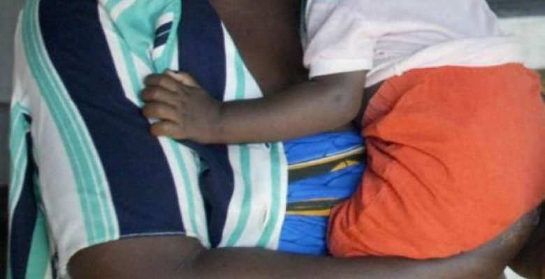 Zbulohet 'fabrika e bebeve' në Nigeri, shpëtohen 160 fëmijë