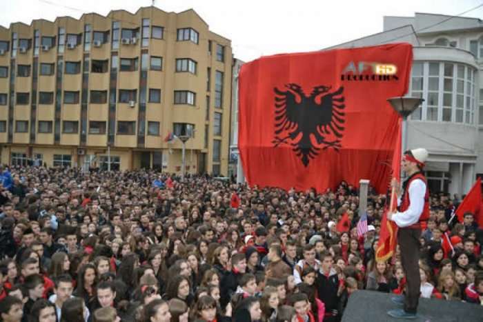 Shqiptarët e Preshevës kundër referendumit të propozuar nga Thaçi
