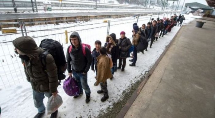 Pranimi i refugjatëve në BE, Gjermania dhe Franca zbusin kërkesat