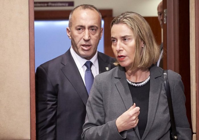 Haradinaj “shpërthen” ndaj Mogherinit me akuza të ashpra