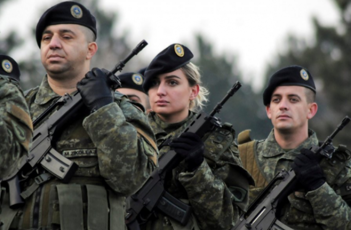 BBC shkruan për Ushtrinë e Kosovës: Ëndërrimtarët tërbojnë Serbinë fqinje