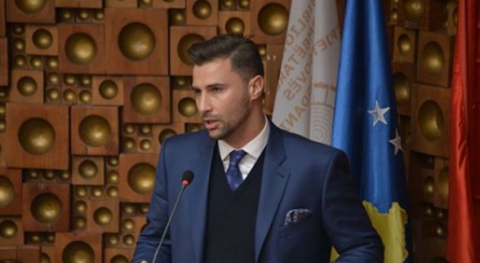 Emocionohet Lorik Cana, uron për Ushtrinë e Kosovës