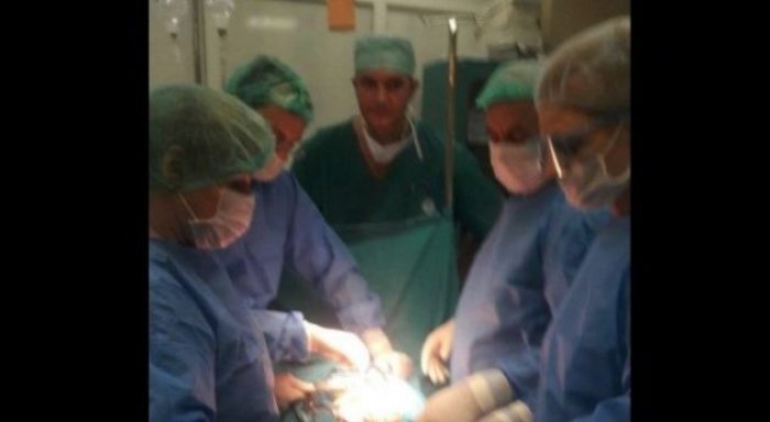 Mjekja e QKUK’së shpëton një 27 vjeçar nga Mitrovica, kishte qeë i plagosur