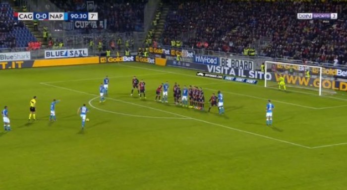 Napoli fiton ndaj Cagliarit falë golit të vonshëm të Milikit