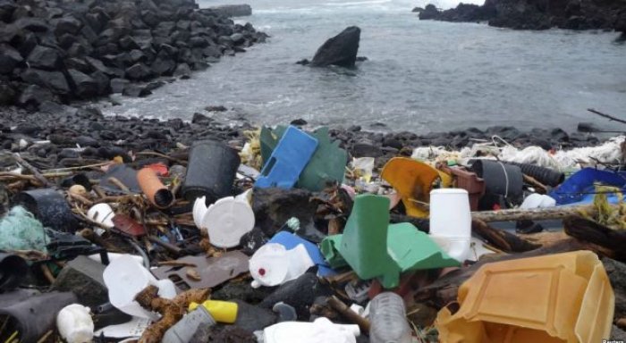 BE-ja pajtohet për ndalimin e produkteve nga plastika që përdoren një herë