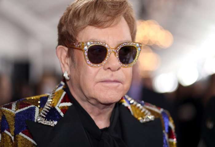 Cila është pasuria e Elton John dhe si e fitoi këtë pasuri?