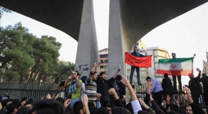 Iran, 23 të vdekur gjatë protestave