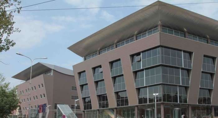 Keqqeverisjet e rrënuan arsimin kosovar