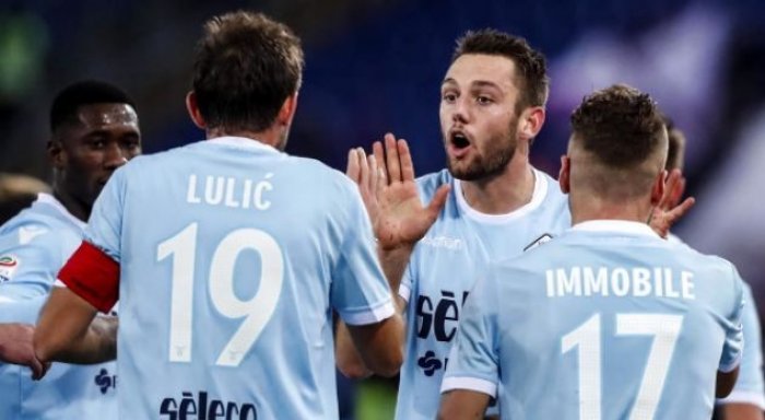 Ylli i Lazios i dëshpëron Interin, Juventusin dhe Manchester Unitedin