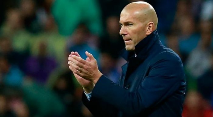 “Zidane shkroi historinë, duhet të vazhdojë punën me Realin”