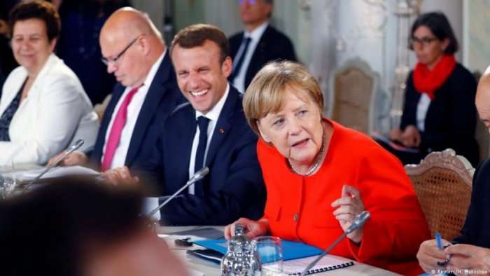 Angela Merkel rrezikon shumë