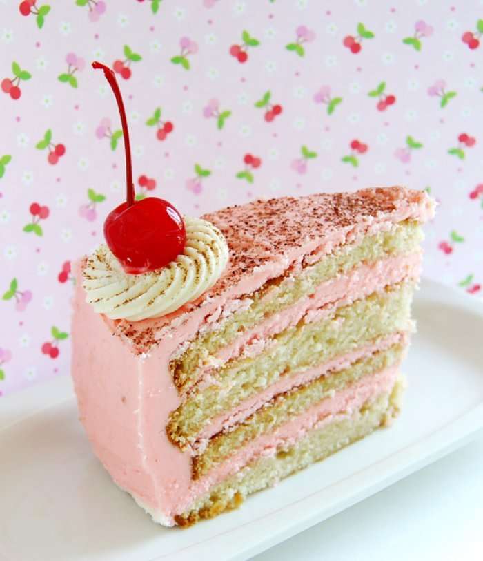 Receta e Cekës- Ëmbëlsirë me vishnje