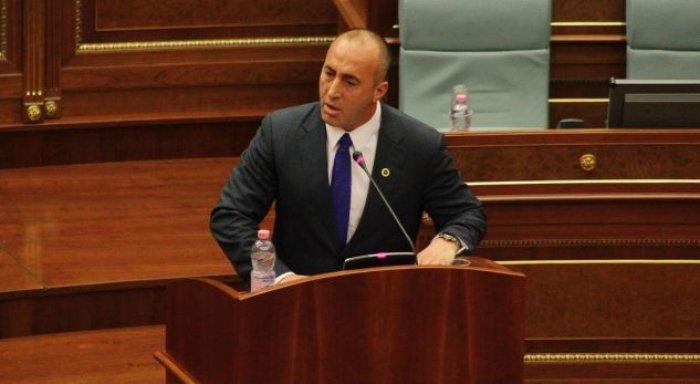 Haradinaj e çon deri në fund: Taksen e heqim kur të na njoh Serbia