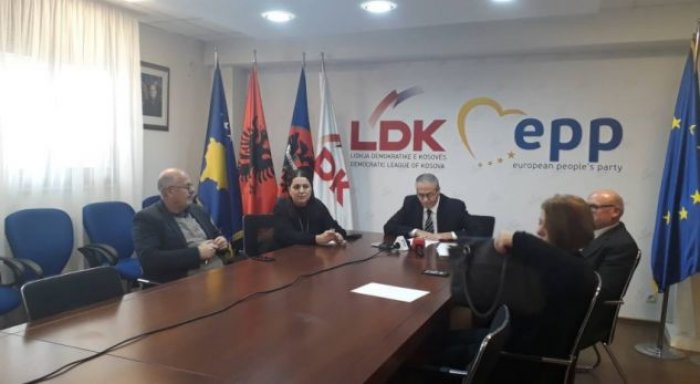LDK-ja akuzon Shpend Ahmetin për keqqeverisje