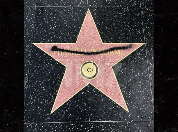 Pas Donald Trump, vandalët shkatërrojnë ‘yjet e famës’ të personazheve të njohur