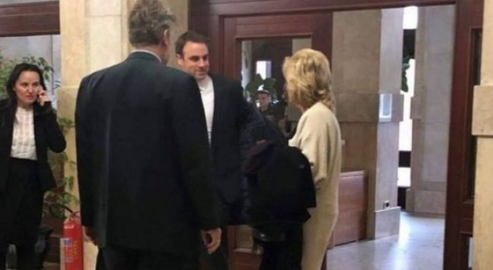 Thaçit ia zënë derën ambasadorët e QUINT-it