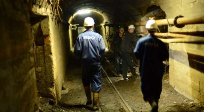 Dalin nga Trepça grupi i parë i minatorëve që ishin ngujuar brenda