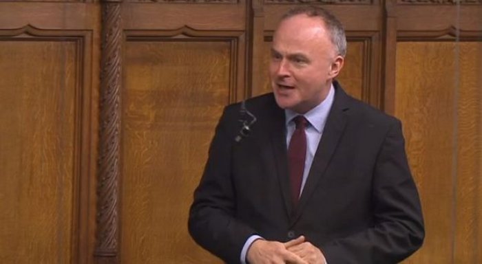 Deputeti britanik: Thaçi ka harxhuar shumë para për lobim rreth ndryshimit të kufijve