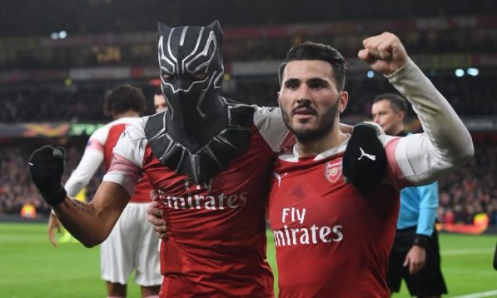 Arsenali ka përmbysur gjithçka në Emirates për t’u kualifikuar në çerekfinale
