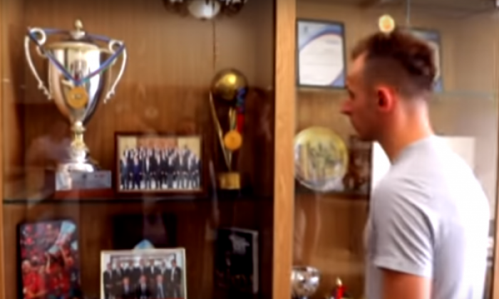 Agolli i jep lamtumirën Qarabagut