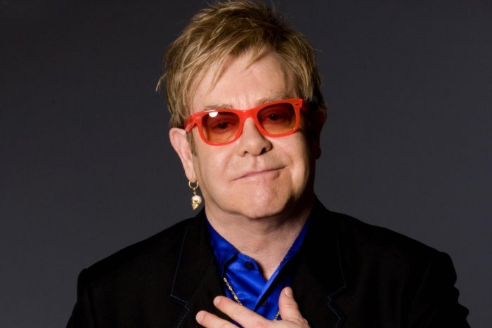Tregimi tragjik për jetën e Elton John