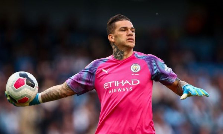 Ederson: Unë i gjuaj penalltitë më së miri në City, por s’më lejojnë