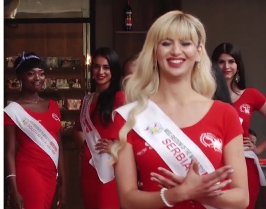 Merr mesazhe urrejtje se bëri shqiponjën, rrëfehet Miss Serbia