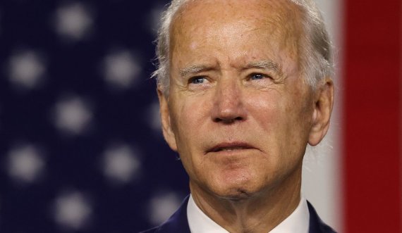 Biden: Vaksina kundër COVID-19 nuk do të jetë e detyrueshme