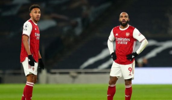 Arteta e fajëson sulmuesit për humbjen kundër Tottenhamit: “Duhet të shënojmë gola”