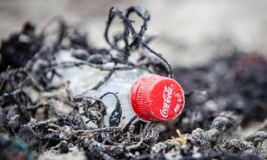 Coca-Cola ndotësja më e madhe e plastikës në botë