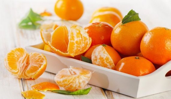 Për çfarë shërbejnë lëvozhgat e mandarinës?