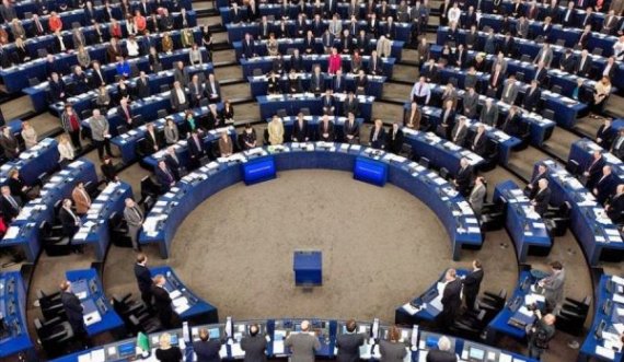 Parlamenti Evropian do të kërkojë sërish nga pesë vendet e BE-së që ta njohin Kosovën