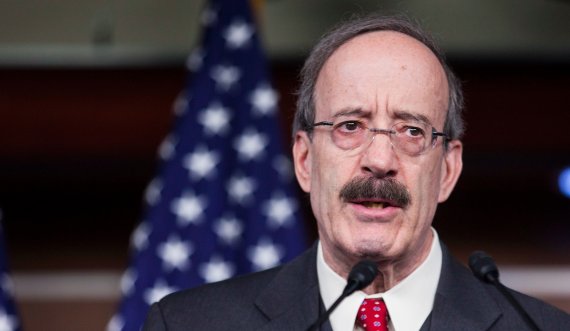 Eliot Engel mban seancën e fundit për Ballkanin, ka një dedikim për Kosovën