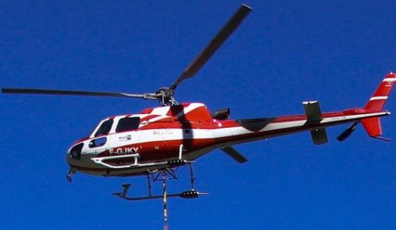 Pesë të vdekur nga rrëzimi i një helikopteri në Alpet e Francës