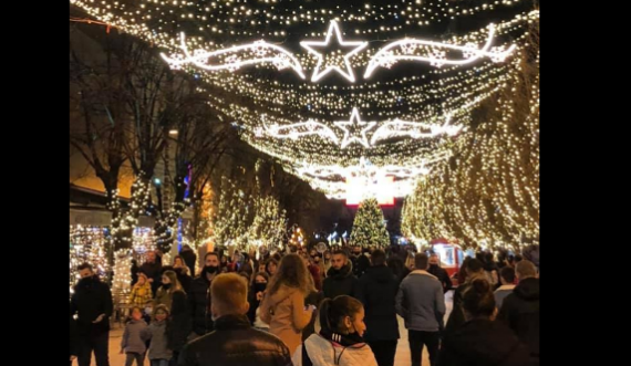 As numri i lartë i vdekjeve nuk ndalon frekuentimin e madh në Prishtinë