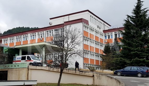 147 pacientë me COVID-19 po trajtohen në Spitalin e Pejës