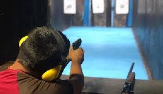 Vidhen armë në poligonin e shenjëtarisë në Suharekë