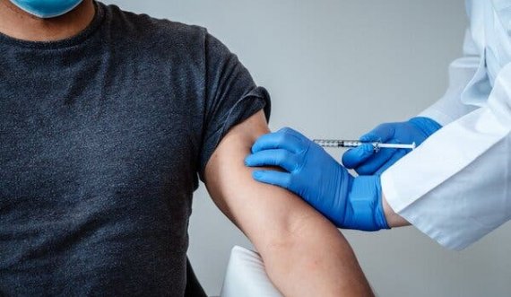 Eksperti mjekësor: Vaksina kundër koronavirusit funksionon si Snapchati