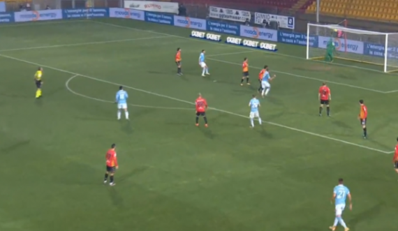Kemi një gol të bukur në ndeshjen Benevento-Lazio