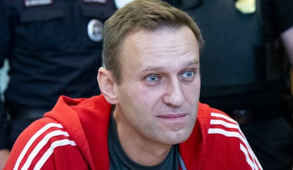 Zbulohen agjentët që tentuan ta mbysnin kritikun e Putinit, Alexei Navalny