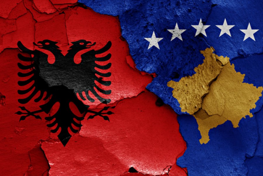 Pandemia ua ndalon ndejat e fundvitit kosovarëve: Do të shkojnë të festojnë në Shqipëri